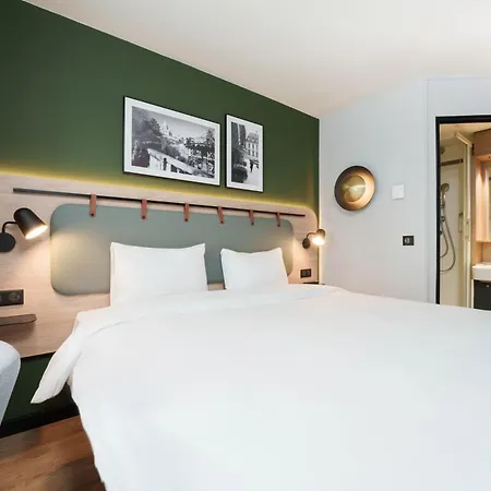 Ξενοδοχείο Campanile Paris Ouest - Porte De Champerret Λεβαλουά Περέ