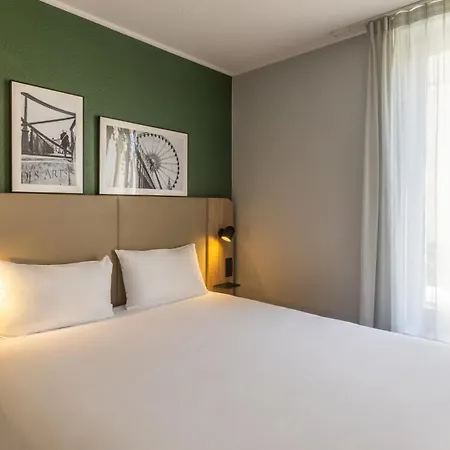 Campanile Prime - Paris