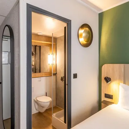 Campanile Prime - Paris Szálloda