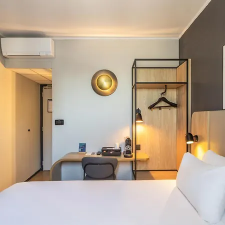 Campanile Prime - Paris Szálloda 3*