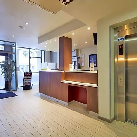 Hotel Campanile Prime - Paris 3*