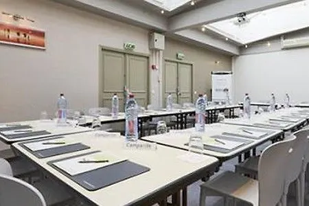 Campanile Paris Ouest - Porte De Champerret Λεβαλουά Περέ